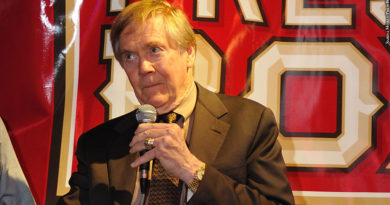 Raymond Berry, Former Baltimore Colt, Dies At 93 Raymond Berry, Former Baltimore Colt, Dies At 93