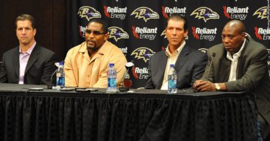 Ray Lewis with John Harbaugh, Steve Bisciotti, Ozzie Newsome