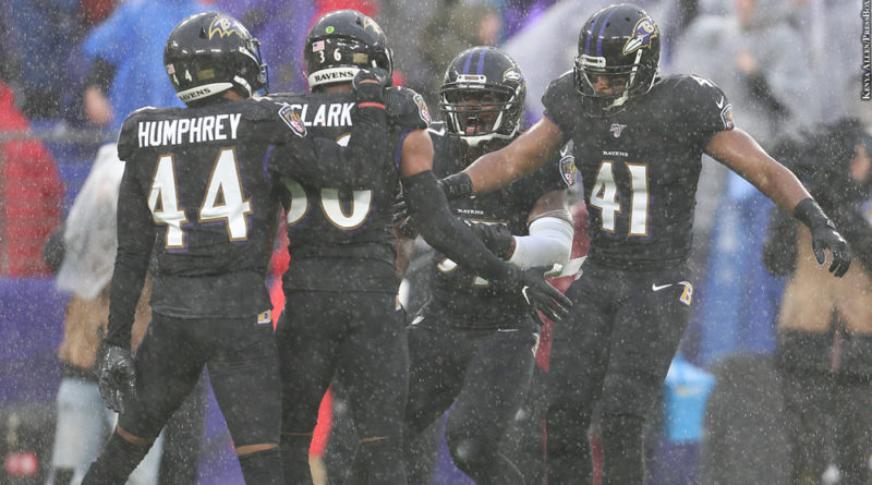 Ravens defense celebrates