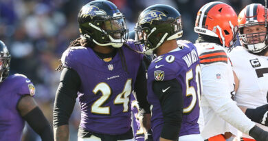 Jadeveon Clowney, Kyle Van Noy