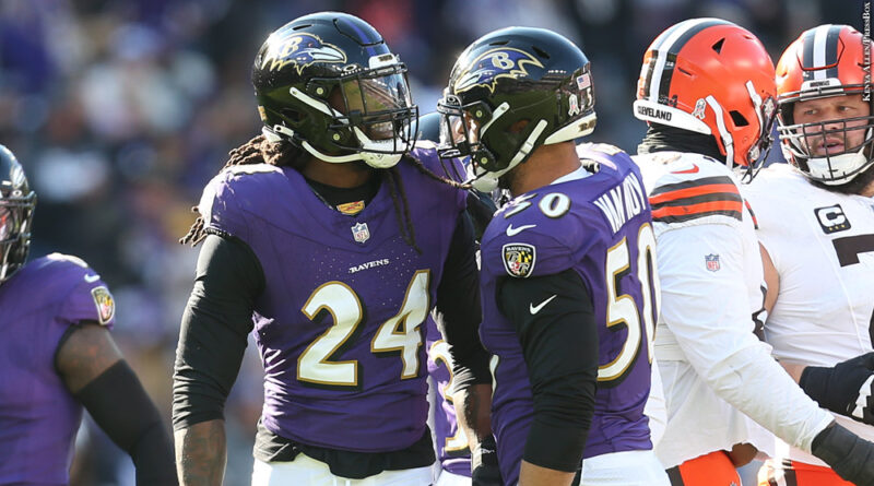 Jadeveon Clowney, Kyle Van Noy