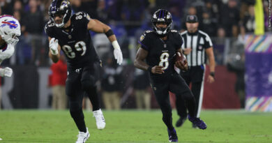 Mark Andrews, Lamar Jackson