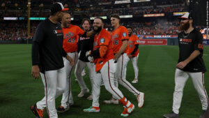 Emmanuel Rivera walk-off