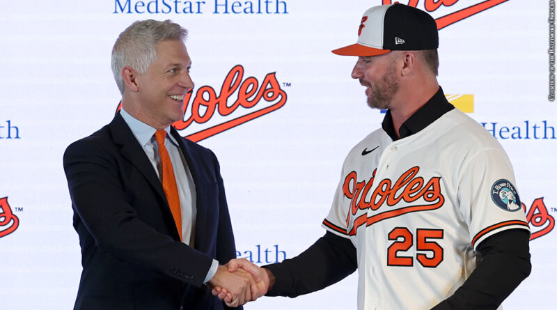 Pete Alonso with Mike Elias