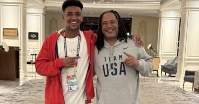 Alex Freeman, Antonio Freeman